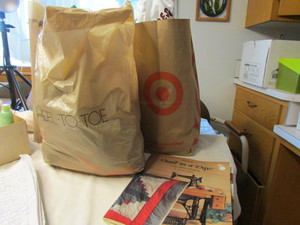 lot 198 image: Craft Lot