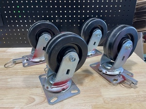6 Caster Wheels