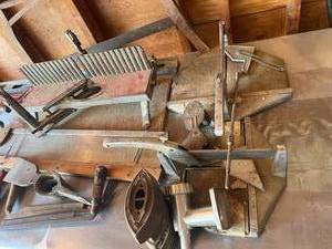 lot 40 image: Antique Tools and Other Antiques