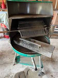 lot 64 image: Grill Rotisserie