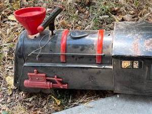 lot 65 image: Vintage Pioneer Express Train Ride-on Toy