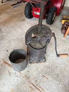 lot 71 image: Vintage Fruit Press