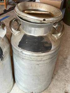 lot 83 image: 2 Vintage Milk Cans