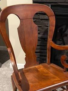 lot 58 image: Solid Wood Rocking Chair