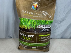 lot 20D image: New 20 lb Bag of Lawn Food Plus