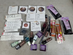 lot 28 image: Assorted New Makeup