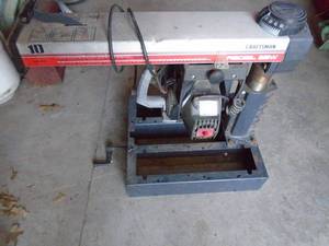 Craftsman 10 2.5 hp radial armsaw. Tested & works. No table or base. As shown.