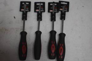 Screw Drivers