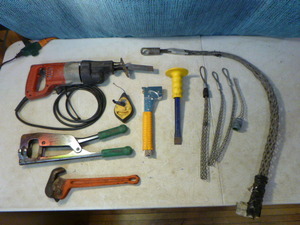 lot 10 image: Variety of Tools