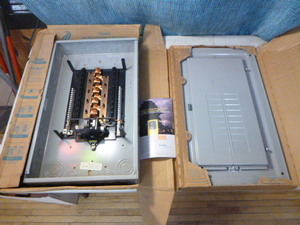 lot 19 image: Siemens Main Breaker Load Center