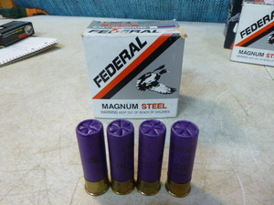lot 37 image: Federal Magnum Steel 16 Gauge Shotgun Shells