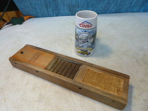 lot 76 image: Collectibles