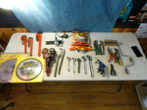 lot 89 image: Variety of Tools