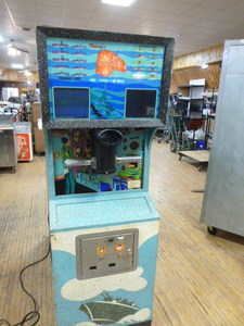 lot 4 image: Midways Sea Raider Arcade Game