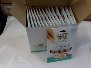 15 ct Purina Fancy Feast Savory Cat...