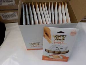 15 ct Purina Fancy Feast Savory Cat...