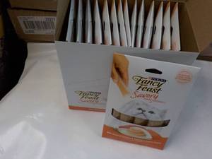 15 ct Purina Fancy Feast Savory Cat...