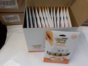 15 ct Purina Fancy Feast Savory Cat...