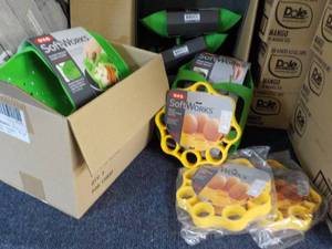 10 OXO Silicone Softworks Kitchen P...