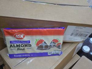12 - 20 oz IGA Chocolate Flavored A...