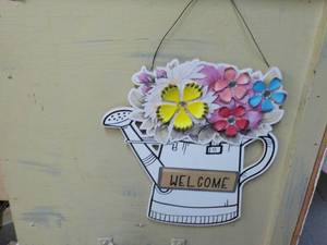 Welcome Sign and Basket with Liner ...