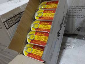 25 ct 2 oz Tins Roland Flat Fillets...