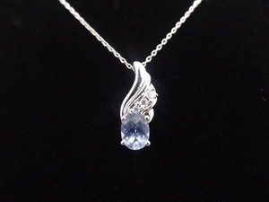 lot 10 image: .925 Sterling Silver Rose Cut Amethyst Wing Pendant Necklace