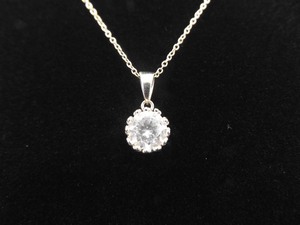 lot 21 image: .925 Sterling Silver Faceted Zirconia Pendant Necklace