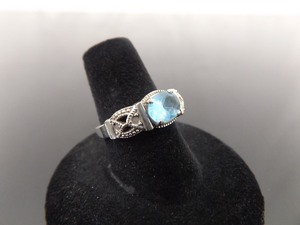 lot 59 image: .925 Sterling Silver Topaz Ring Size 7