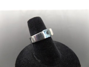 lot 60 image: .925 Sterling Silver Topaz Ring Size 6.25