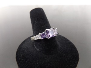 lot 63 image: .925 Sterling Silver Amethyst Ring Size 8.75