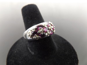 lot 64 image: .925 Sterling Silver Amethyst Flower Ring Size 8