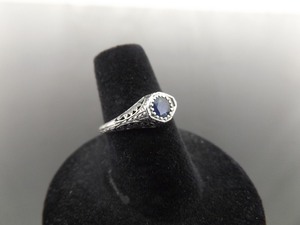lot 73 image: .925 Sterling Silver DEEP Blue Sapphire Ring Size 6