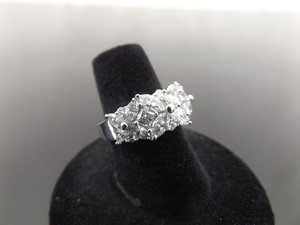 lot 81 image: .925 Sterling Silver Zirconia Flower Ring Size 6