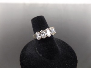 lot 82 image: .925 Sterling Silver Zirconia Ring Size 6