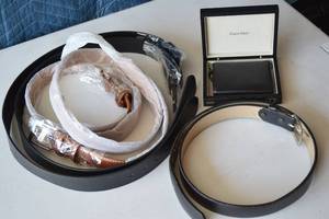 lot 19 image: 5ct Leather Belts  Calvin Klein Wallet
