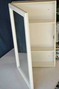 lot 85 image: Bathroom Mirror Cabinet 15 x 25 34 x 4