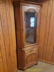 lot 97 image: Farmhouse Chic Lit Conner Cabinet