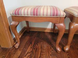 lot 49 image: Queen Anne Footstool Pairing
