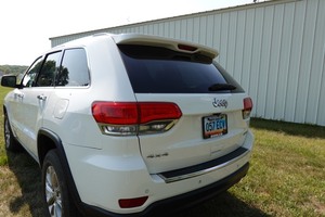lot 1 image: 2015 Jeep Grand Cherokee Limited