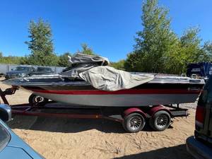1986 Webbcraft Boat
