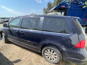 2012 Volkswagen Routan SEL - 2 OWNERS