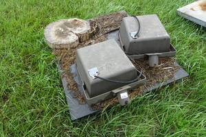 lot 132 image: Commercial Outdoor Lighting