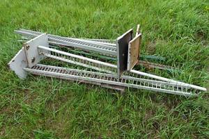 lot 143 image: Retail Displays and Steel Posts