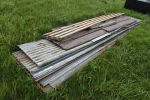 lot 147 image: Metal Corrugated Sheets