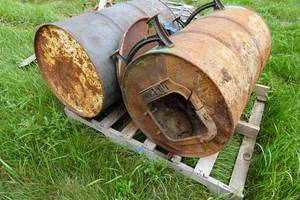 lot 159 image: Steel Drum Stove with Extra Drum