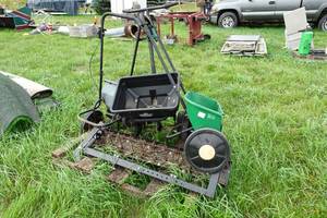 lot 178 image: Assorted Spreaders and Dethatcher