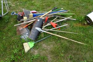 lot 191 image: Assorted Yard Tools - Rakes, Shovels, Brooms