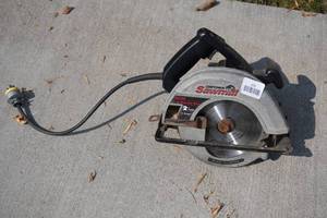 lot 271 image: Craftsman 7-14 Circular Saw