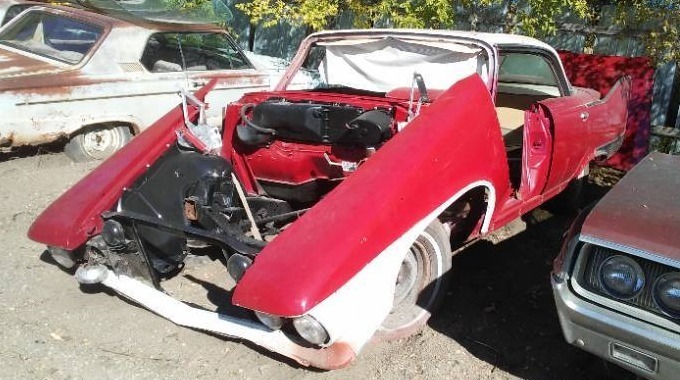 lot 504 image: 1960 Plymouth Fury 4 Door Hardtop, Factory Sonoramic with spare tire trunk feature, rare. Very low reserve. &nbspbeing sold as parts only, there is no title, items must be trailered away.
